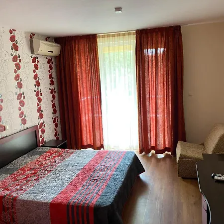 Sea Star Hotel